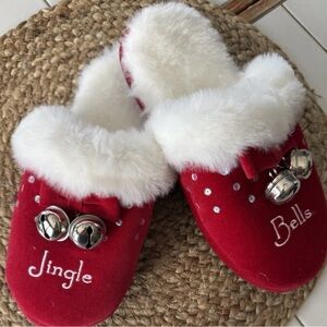 Christmas Jingle Bells Slippers Red Faux Fur Trim Holiday Slippers - Medium